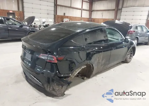 2022 Tesla Model Y Long Range Dual Motor All-Wheel Drive from USA, damaged, VIN 7SAYGDEE0NF342215